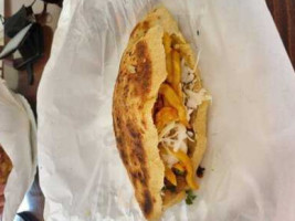 Stou Parea Kebab House food