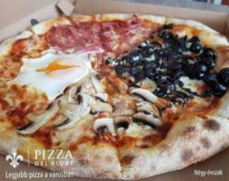 Pizza Del Fiore food