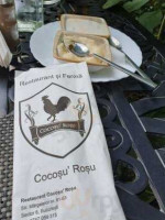 Restaurant Cocosu Rosu food
