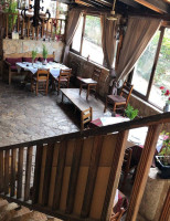 Parasia Taverna- Παρασιά ταβέρνα inside