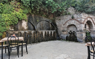 Tavern Drosopigi Velonis Panagiotis inside