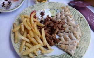 Taverna Pithari food