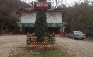 Bar Restaurant Agimi (the Light) outside