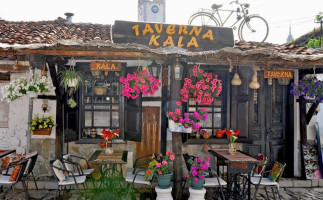 Taverna Kala inside