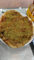 Zeybek Pide Salonu food