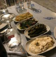 Melek Ahmet'in Yeri food