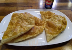 Esözcanlar Çiğ Börek food