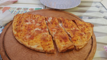Sidemis Pizza inside