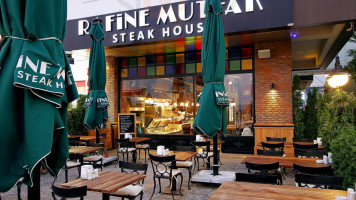 Rafine Mutfak Steak House inside