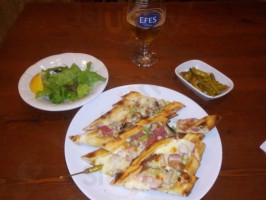 Cagri Pide Pizza food