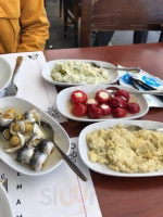 Hamsi Pub Et Balık food