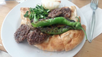 Aslim Simsek Kofte Piyaz food