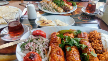 Onur İskender Kebap food