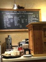 Le Pain Quotidien food