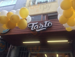 Tasto food