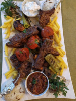 Saltanat Balık Ve Kebap Evi food