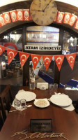 Tarihi Cumhuriyet Meyhanesi food