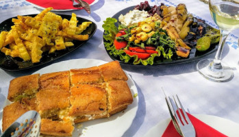Taverna Shkodrane food