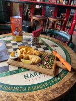 Harat 's Pub Краснодар на Тургенева Харат 'с Паб food