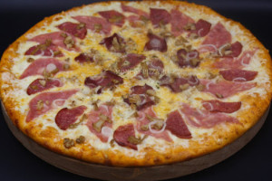 Monino-pizza food