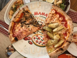 Mama Roma food