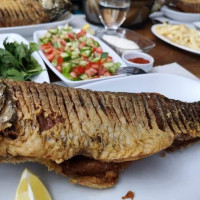 Giray Bey Balık Restoranı food