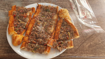 Baloğlu Pide food