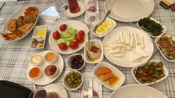 Antakya Kahvalti Evi (hatay Sultan Sofrasi) food
