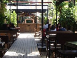 Varuna Gezgin Cafe Antalya inside