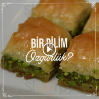 Özdemiroğlu Kebap Baklava food