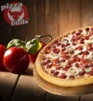 Pizza Bulls food