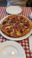 Tarantella Pizza food