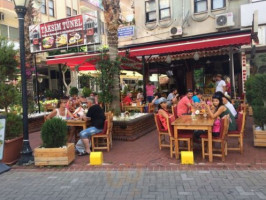 Taksim Tünel food