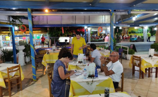 Levante Taverna food