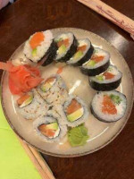 Sushi Do food