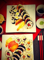 Jani Sushi food