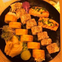 Koteji Sushi food