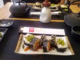 Oto Sushi food