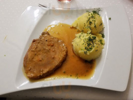 Dworek Mikołaj food