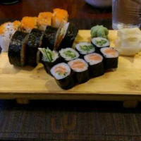 Zindo Sushi food