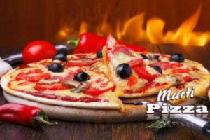 Marti Pizza food