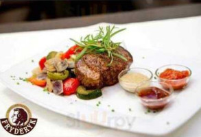 Fryderyk food
