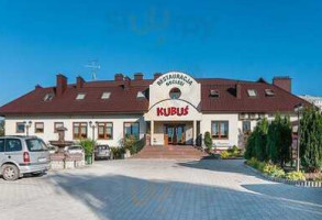 KubuŚ outside