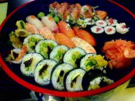 Yana Sushi food