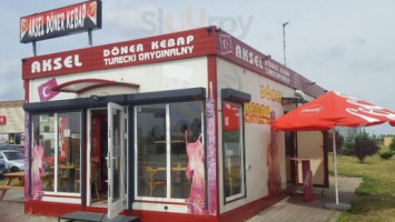 Aksel Doner Kebab outside