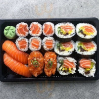 Sushi Poke Go food