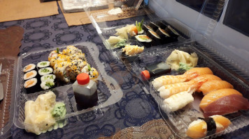 Miseczka Oshin. Sushi food