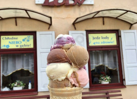 Józefowskie Roztoczańskie Lody Z Tradycją outside