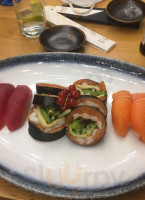 Sushi Zushi food