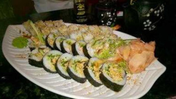 Wana Sushi food